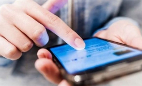 Українцям почали приходити дивні СМС: як реагувати