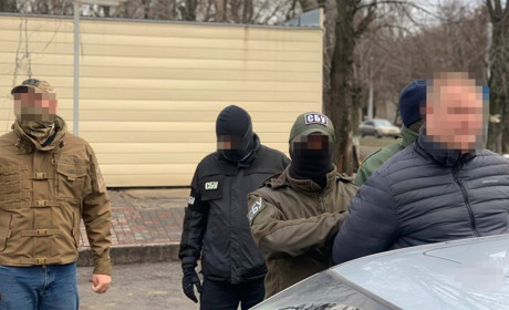 Следователя полиции разоблачили при получении взятки 