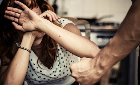 Дала чоловікові другий шанс і втратила слух. Як захиститися від домашнього насильства