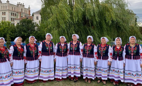 Мистецькому колективу з Чортківщини «Потічок» – 35: пісня, що єднає покоління