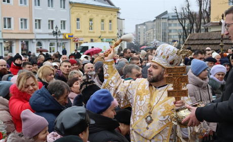Графік літургій і водосвяття у храмах Дрогобича на другий Святвечір та Йордан