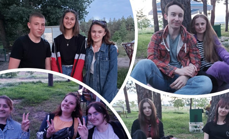 Кіно під зорями: у Петропавлівці відкрили літню кінозалу просто неба
