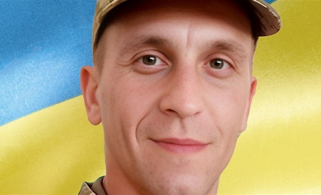 На Харківщині загинув військовий Олександр Рознятовський. Із ним попрощаються у Глухові