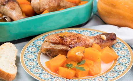 Рецепт дня: курячі гомілки з гарбузом і фетою
