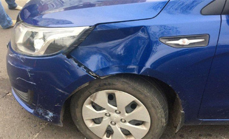 Водій не надав перевагу мопеду: у Вараші в ДТП травмувалась жінка