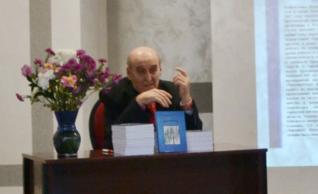Зустріч з письменником, роман якого пробуджує розум і душу