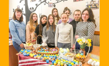 Кагарлицькі ліцеїсти привітали бійців Територіальної оборони Кагарличчини з Великоднем