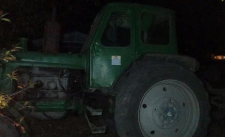 У Сватовому трактор зачепив 75-річну жінку: вона потрапила до лікарні