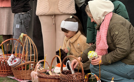 Попри холод і хмари — рекордна кількість вірян: Великдень у храмі ПЦУ у Первомайську