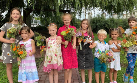 У Ржищівському музеї дітей вчили робити маковійчики