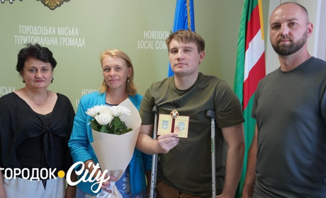 Сержанту з Лісоводів Миколі Маремусі вручили нагрудний знак «За військову доблесть»