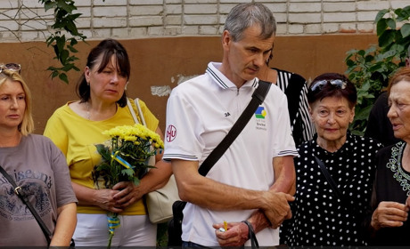 Захищав Україну від ворога на Донеччині: Шостка провела в останню путь Олега Данченка