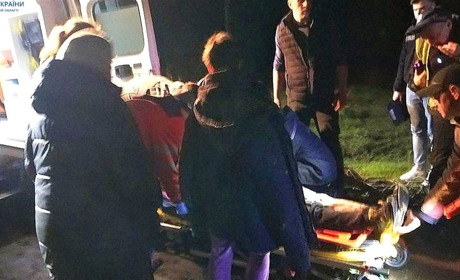 14-річний хлопець на Житомирщині виліз на дах потягу і його вдарило струмом: у нього 40% опіків тіла