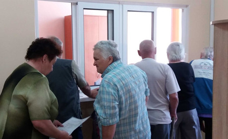 Щоб прописатися чи виписатися сватівчанам більше не потрібно заповнювати купу паперових бланків