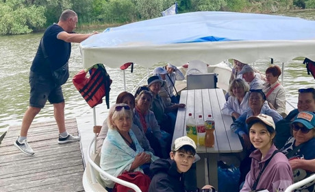 Вихід на воду дозволили: відбулися перші водні екскурсії з Біляївки на Дністер, Турунчук, озера
