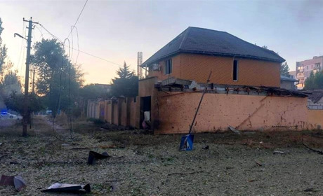 Ворог атакує Херсонщину: руйнує житлові будинки, медичні та навчальні заклади, підприємства