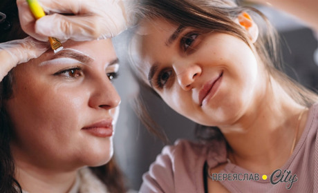 Природну красу брів та вій підкреслює майстриня Юлія Довга із Переяслава