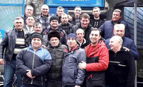 В Олександрополі провели волейбольний турнір пам'яті  спортсмена і друга Віктора Крайнього