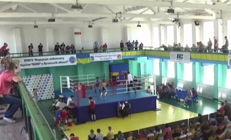 З чемпіонату області шестеро наших кікбоксерів привезли шість медалей