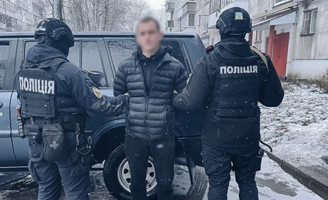 Група чоловіків на замовлення спалювали житло громадян: послуга коштувала від 500 до 3000 доларів