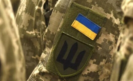 Батько, який ухилявся від утримання сина, хотів отримати грошову допомогу після його загибелі