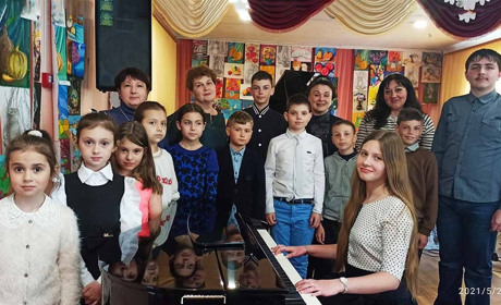 У Кагарлицьку школу мистецтв придбали цифровий рояль