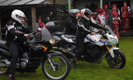 На святкуванні Дня козацтва переяславські байкери на сталевих конях закрили мотосезон