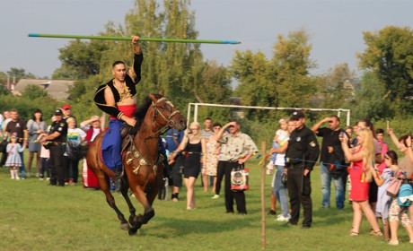 Все, що не потрапило у об’єктив Сватове.City: як у Сватовому пройшов фестиваль «Слобожанський спас»