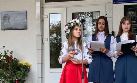 У селах Мамаївської громади урочисто відкрито меморіальні дошки загиблим воїнам-захисникам України