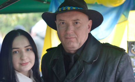 У Сарнах побував актор Михайло Жонін: як пройшла благодійна зустріч із капітаном Гнєзділовим