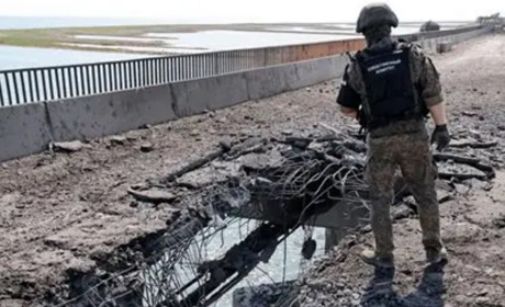 У РНБО повідомили про повне знищення Чонгарського мосту