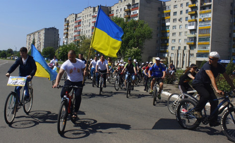 В Попасній провели велопробіг: яскравий фоторепортаж
