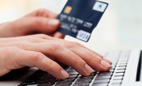 Працівницю банку у Вараші, яка привласнювала чужі кредитні гроші, судитимуть за шахрайство