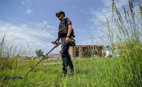 Загарбники мінують з дронів щойно розміновані території Херсонщини
