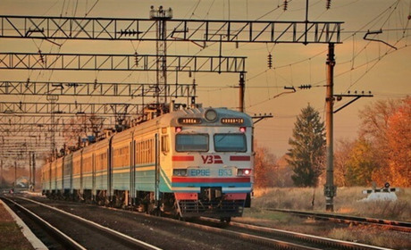 Трагедія на Одеській залізниці: під час евакуації пасажирів загинула провідниця