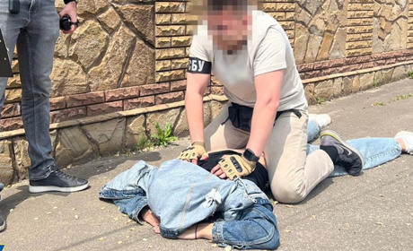 Ціна життя солдатів - 550 доларів. В Одесі затримали зрадника, який за гроші збирав дані для ворога