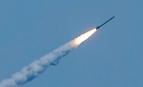 Атака ракетами та БпЛА: у Чернігові зруйновані гаражі й житлові будинки. Фото