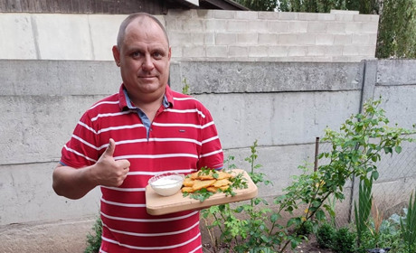 Пальчики оближеш: гадячанин ділиться рецептами смачних дерунів