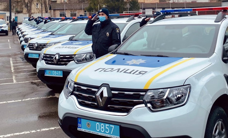 Поліцейські офіцери Верхнянської, Новицької, Войнилівської громад отримали новенькі автівки