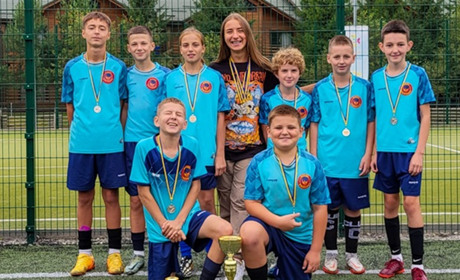 Футбольна команда «Фенікс Жмеринка» виборола ІІ місце серед 11 команд з різних куточків України
