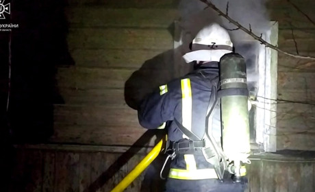 У Локотському мікрорайоні Шостки в пожежі загинув чоловік (відео)