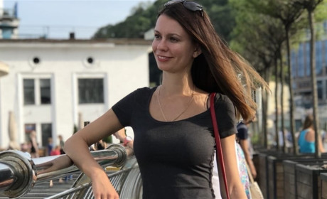 Курахівчанка розповіла про життя в країні високих податків і відомих брендів