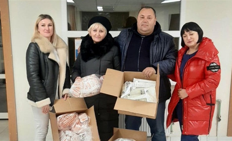 Гуманітарний вантаж на понад 325 тисяч гривень отримала Старокостянтинівська лікарня