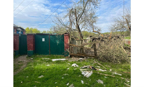 Сьогодні вранці ворожа артилерія обстріляла Білопільщину: є втрати, пошкоджені будинки