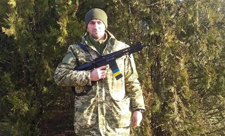 Ян Лапшін вивозив з поля бою навіть палаючу техніку