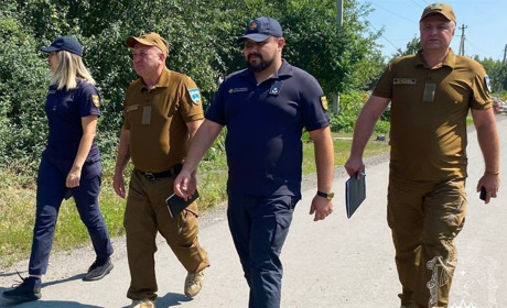 Мешканець Покровська викинув сміття в лісосмугу - отримав 1360 грн штрафу