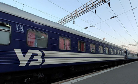 Рахунки різних банків в одному додатку та Дія.підпис для квитків на потяг. Що нового з 1 серпня