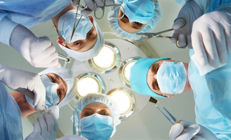 Яка медична допомога безоплатна для жителів Білопільщини під час хірургічних операцій?