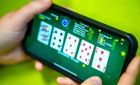 Чи може азарт зробити вас розумнішим? Когнітивні навички, які ви розвиваєте за ігровим столом