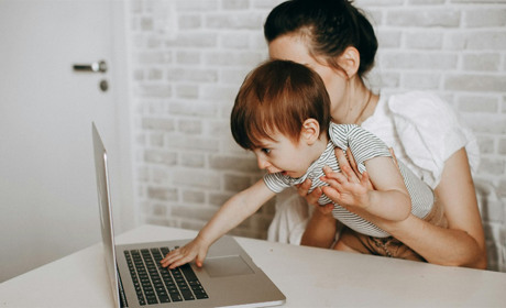 В Україні спростили отримання виплат для сімей з дітьми: що змінилось